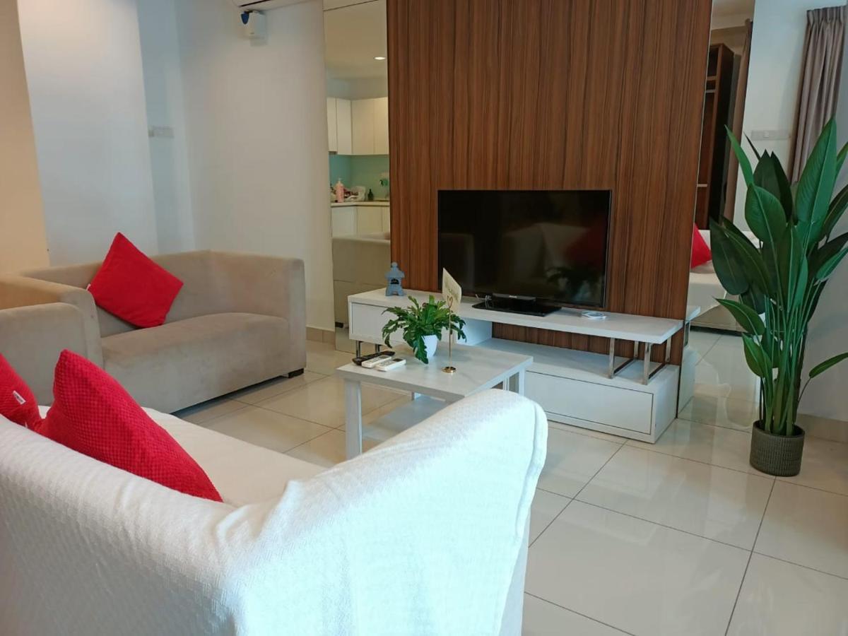 Family Suites At Mansion One By Maj George Town Exterior foto
