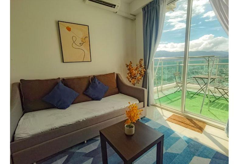 Family Suites At Mansion One By Maj George Town Exterior foto